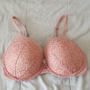 Victoria's Secret Push Up Bra 34DD